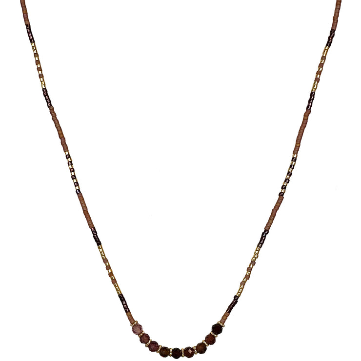 Collar Hecho a Mano con Piedras Tundra Zafiro borgoña   y dorado