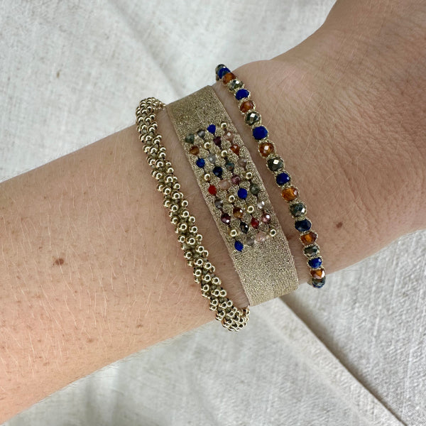 Pulsera Rosario Hecha a Mano con Piedras Preciosas Naturales Mezcladas y Oro