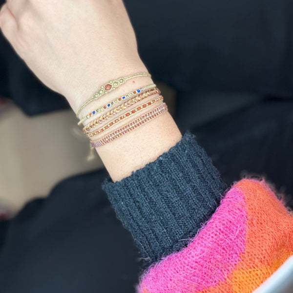 Pulsera Trenza Hecha a Mano en Tonos Cobre, Naranja y Dorado
