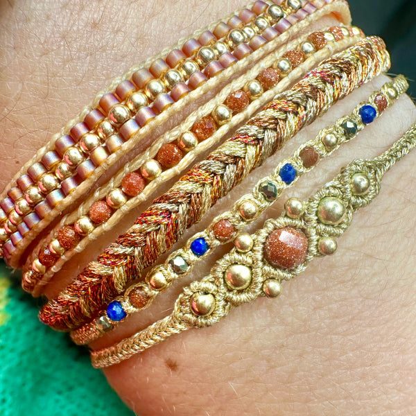 Pulsera Trenza Hecha a Mano en Tonos Cobre, Naranja y Dorado