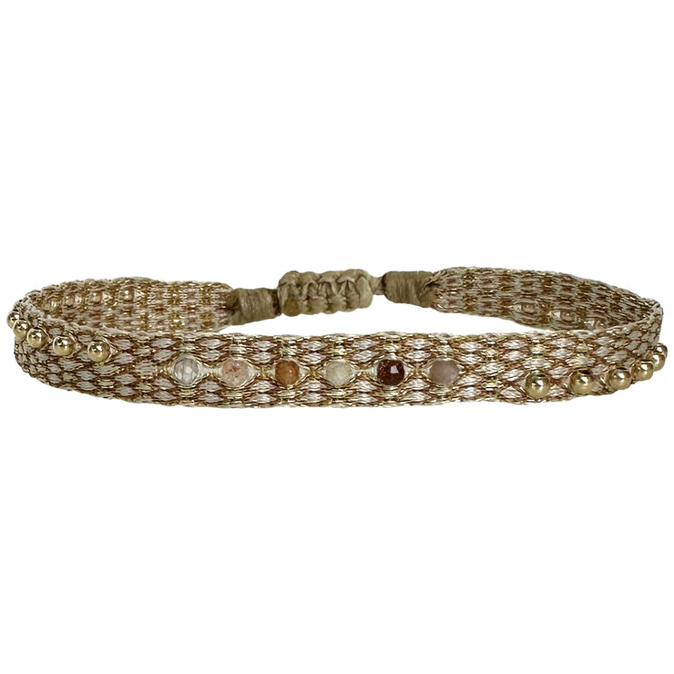 Majestuosa Pulsera Tejida a Mano en Tonos Neutros con Piedras Semipreciosas y Cuentas Doradas