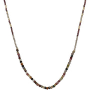 Collar de Piedras Semipreciosas Entremezcladas con Detalles en Oro