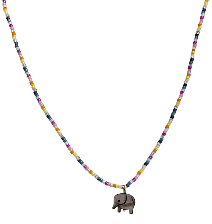 Collar Para Niños Hecho a Mano Con Detalle De Elefante