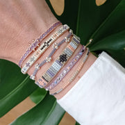 Pulsera Bloom en Tonos Lilas Con Flores En Plata