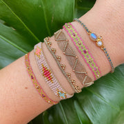 Pulsera Lima Con Piedra Turmalina Rosa y Bolitas De Oro