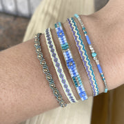 Pulsera Hecha a Mano en Tonos Lila y Beige