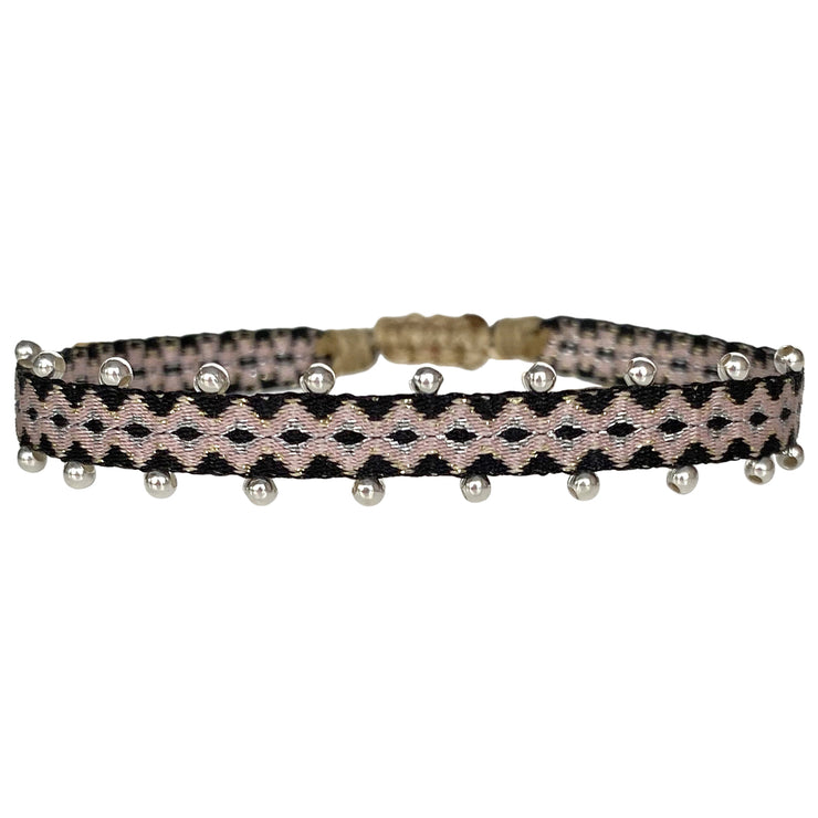 Pulsera Hana Hecha A Mano En Tonos Rosados y Detalles En Plata